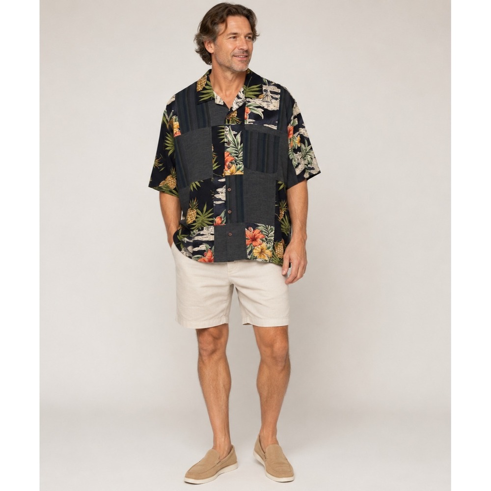 Tommy Bahama Button Front Tropical Shirt Medium Black‎ Gray Silk Floral Print